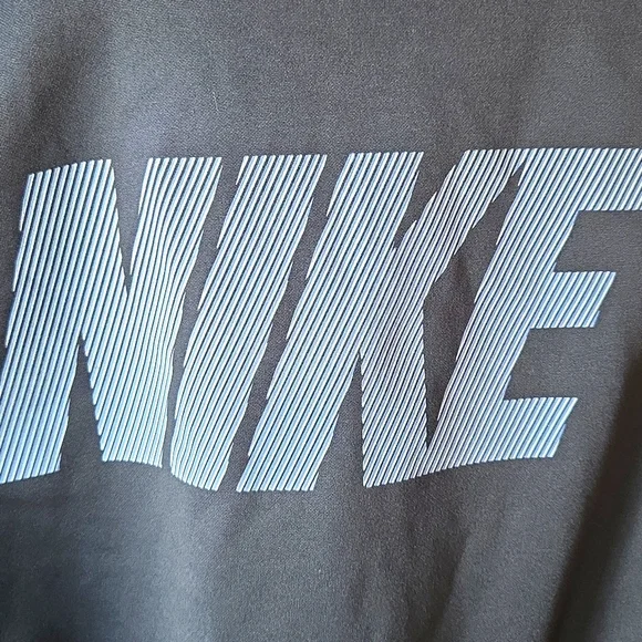 Nike Men's Navy Blue Hoodie - Picture 3 of 8